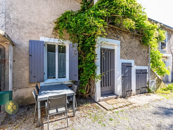 Appartement de 57 m² avec 2 chambres, cour et parking proche Gambais