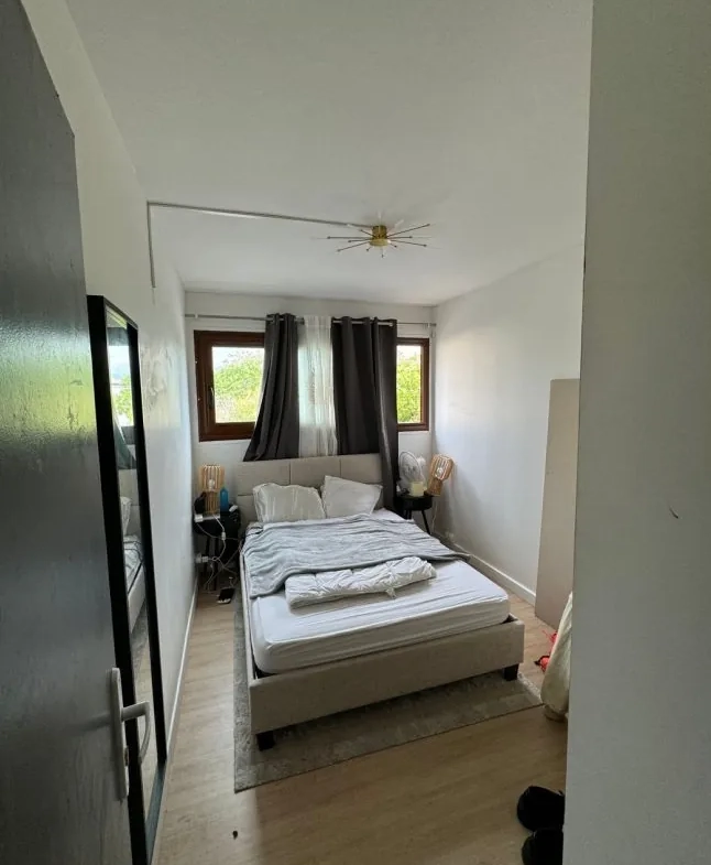 Appartement T5 à vendre à Carrières-Sur-Seine - Opportunité d'achat aux enchères 