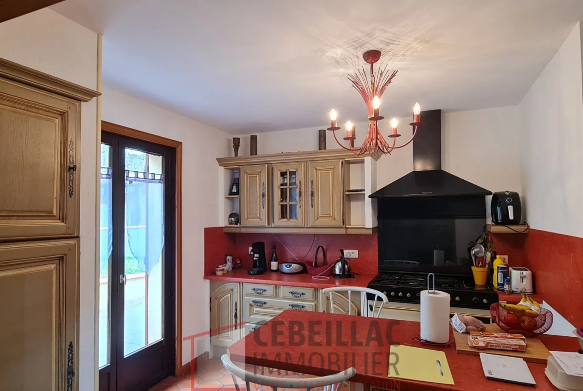 Maison 170 m² avec piscine et grand terrain à Brioude 
