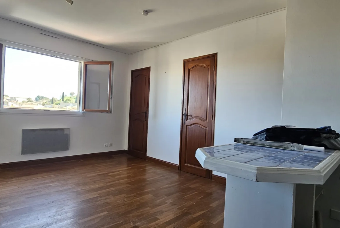 Studio avec garage et cellier à vendre à Carcassonne - Emplacement privilégié 