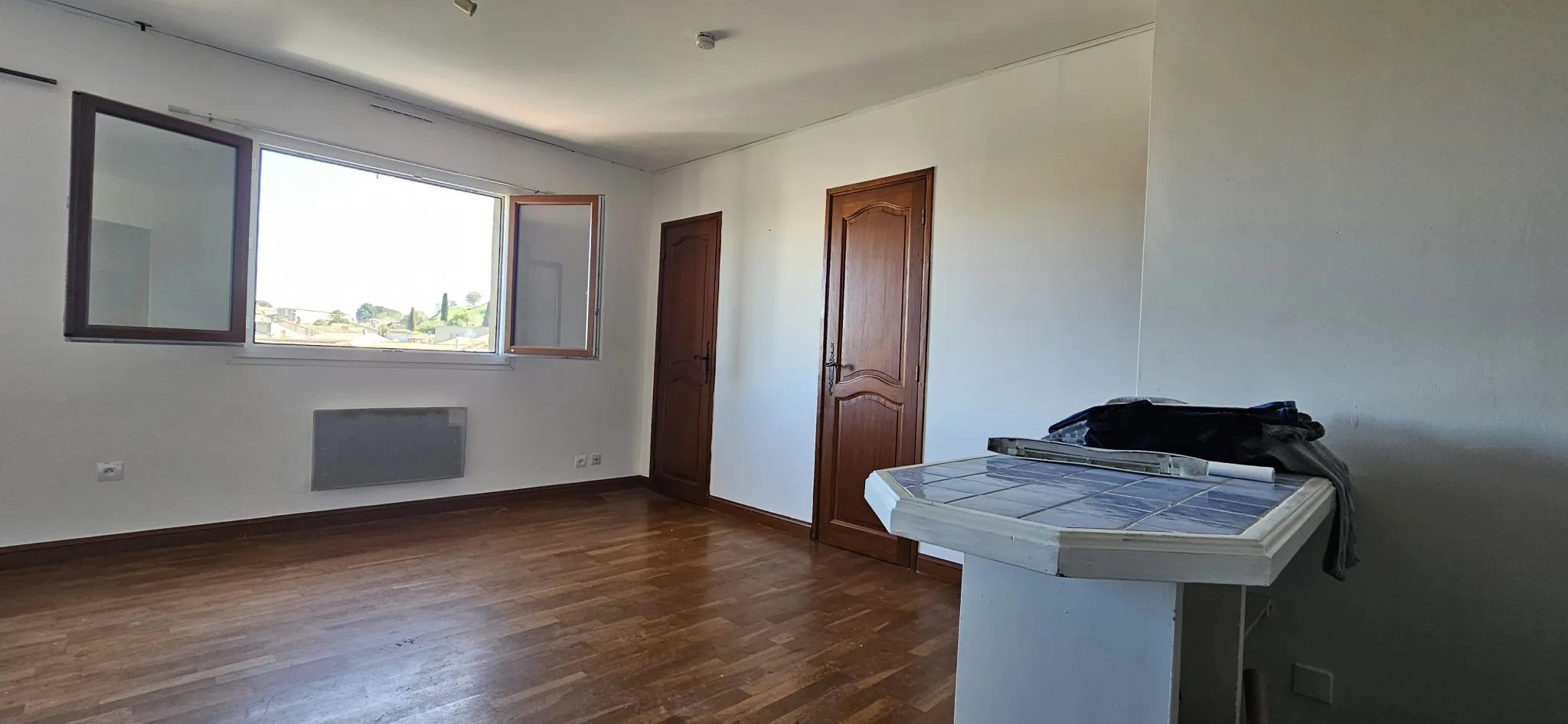 Studio avec garage et cellier à vendre à Carcassonne - Emplacement privilégié 