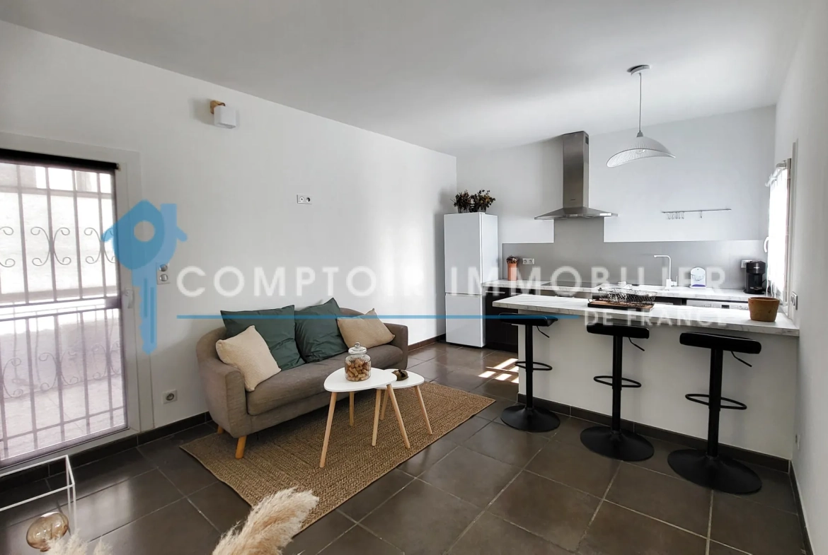 Maison de ville rénovée à Nîmes dans le quartier Jean Jaurès – 3 pièces, terrasse 