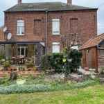 Maison à vendre à Bavay : 4 chambres, garage, véranda, dépendances, belle espace de vie