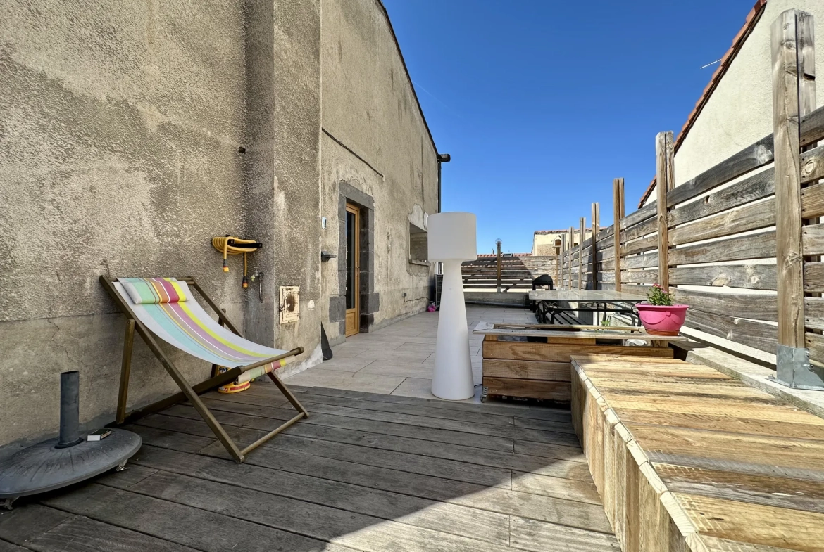 Maison à vendre à Beaumont centre avec terrasse et rénovations récentes 