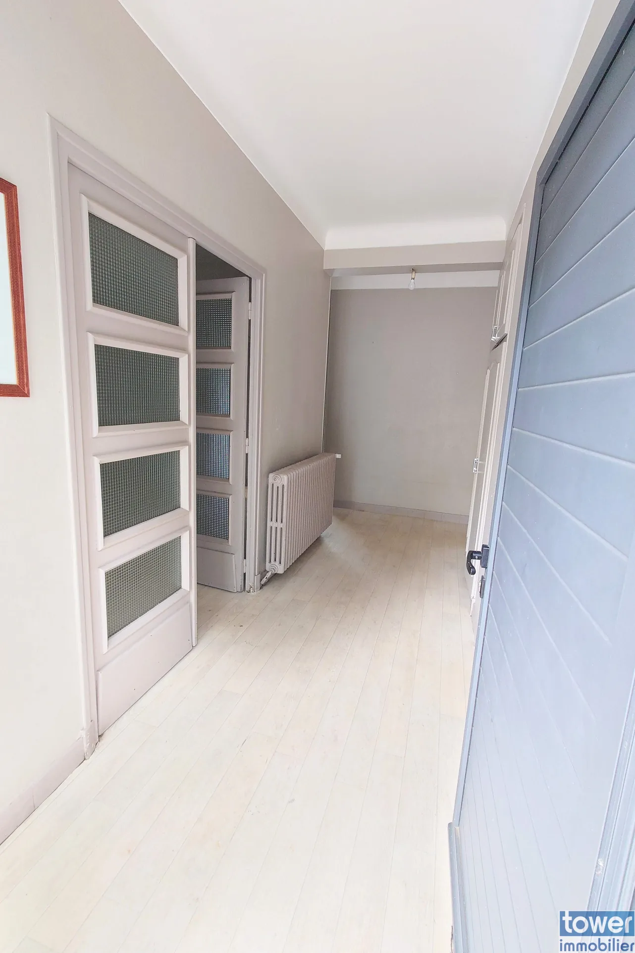 Maison 197 m² à Villefranche-de-Rouergue avec jardins et appartements séparés 