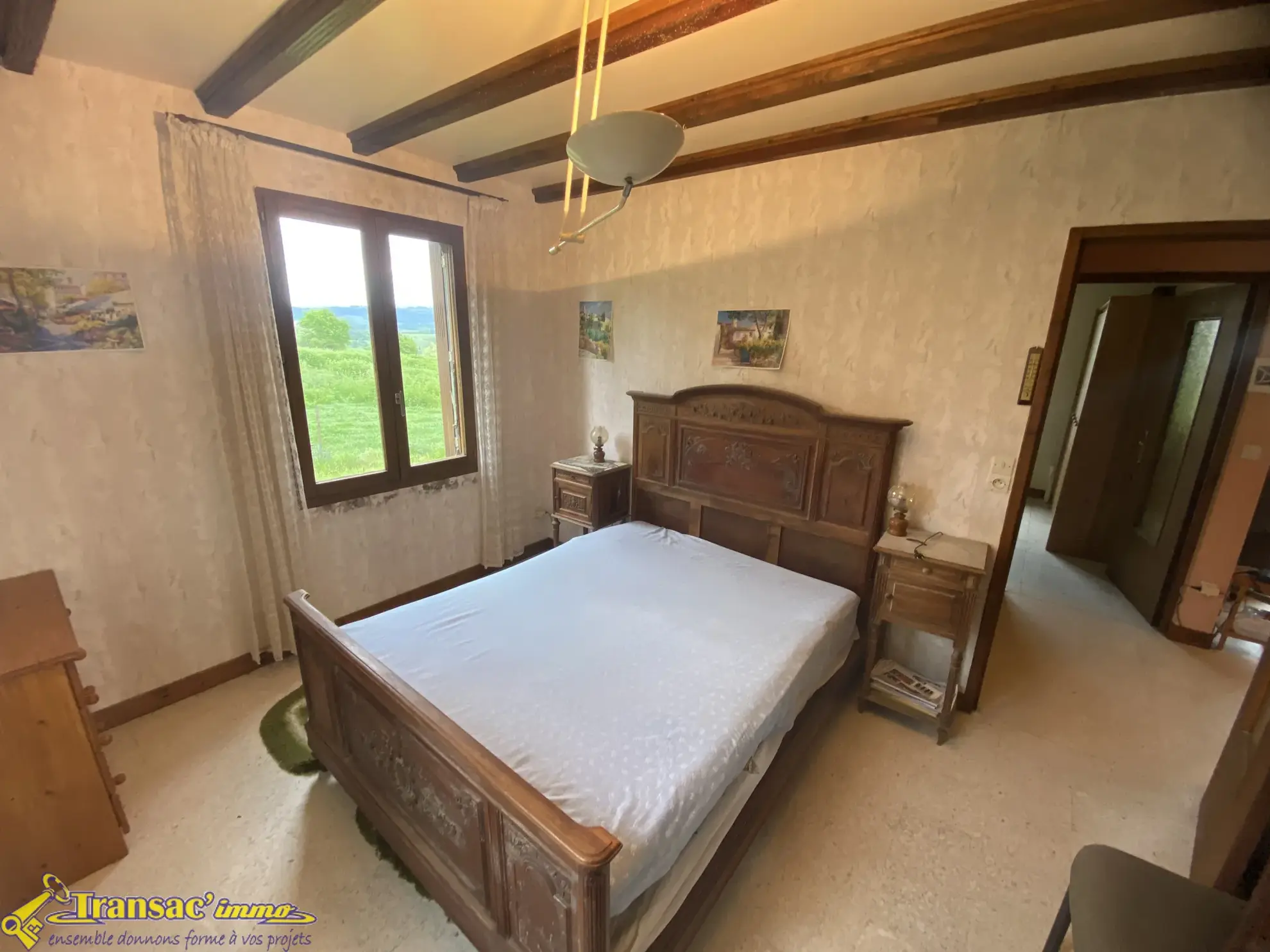 Maison de plain-pied à Saint-Dier-D'Auvergne avec jardin et garage 