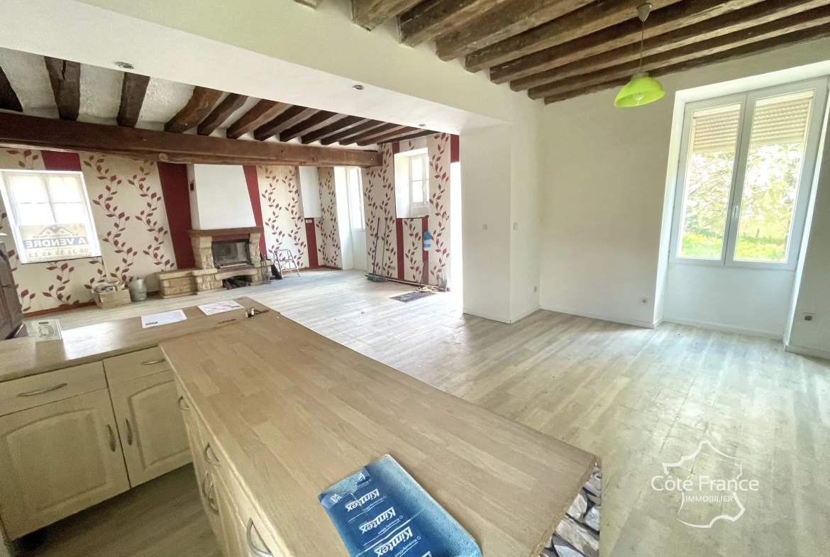 Charmante longère de 113 m² avec jardin et atelier à Courson-les-Carrières 