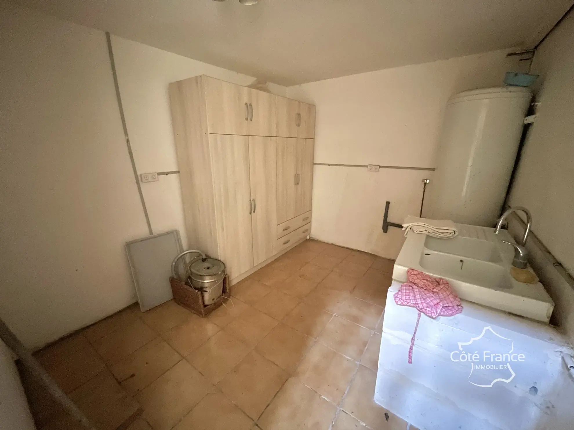 Charmante longère de 113 m² avec jardin et atelier à Courson-les-Carrières 