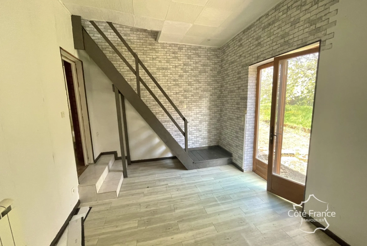 Charmante longère de 113 m² avec jardin et atelier à Courson-les-Carrières 