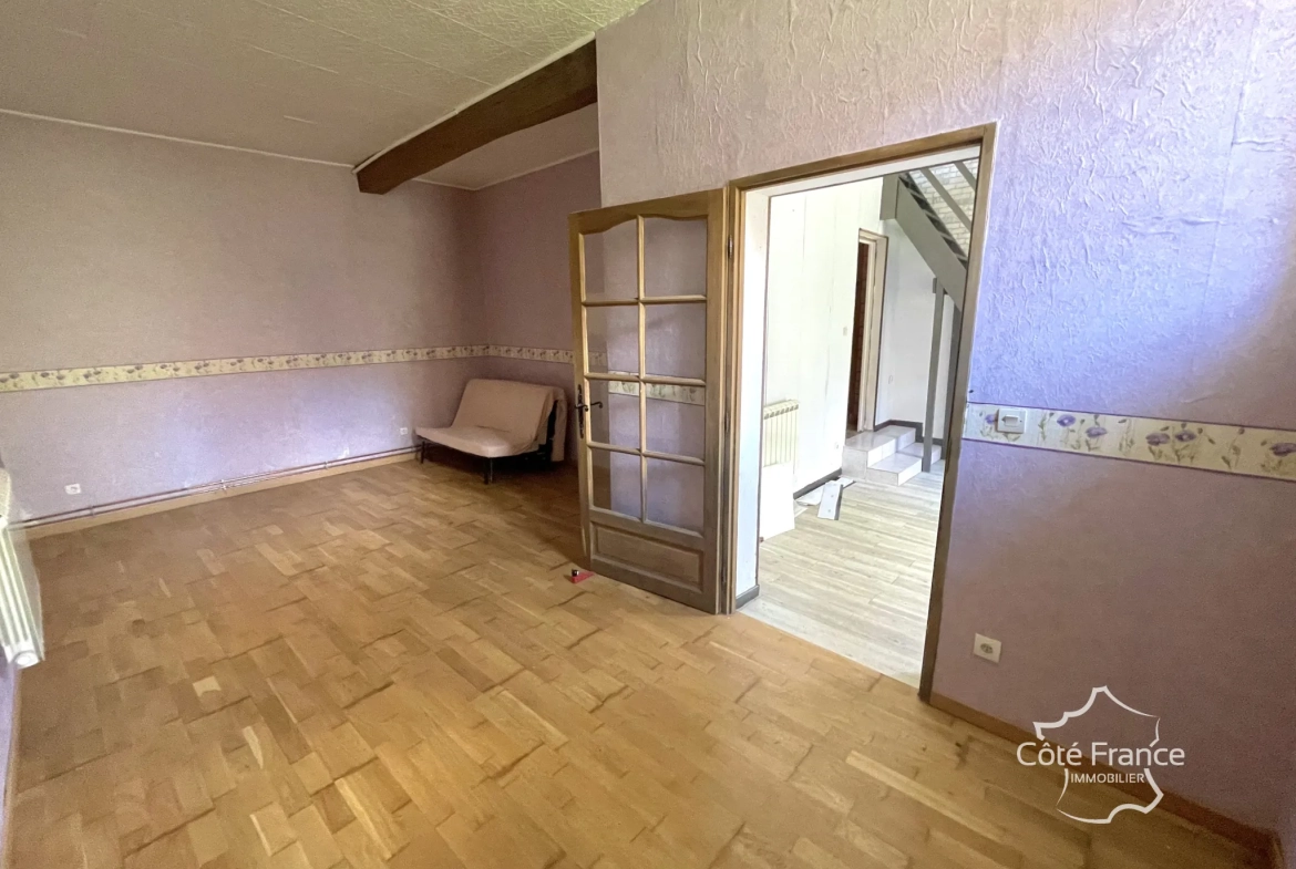 Charmante longère de 113 m² avec jardin et atelier à Courson-les-Carrières 