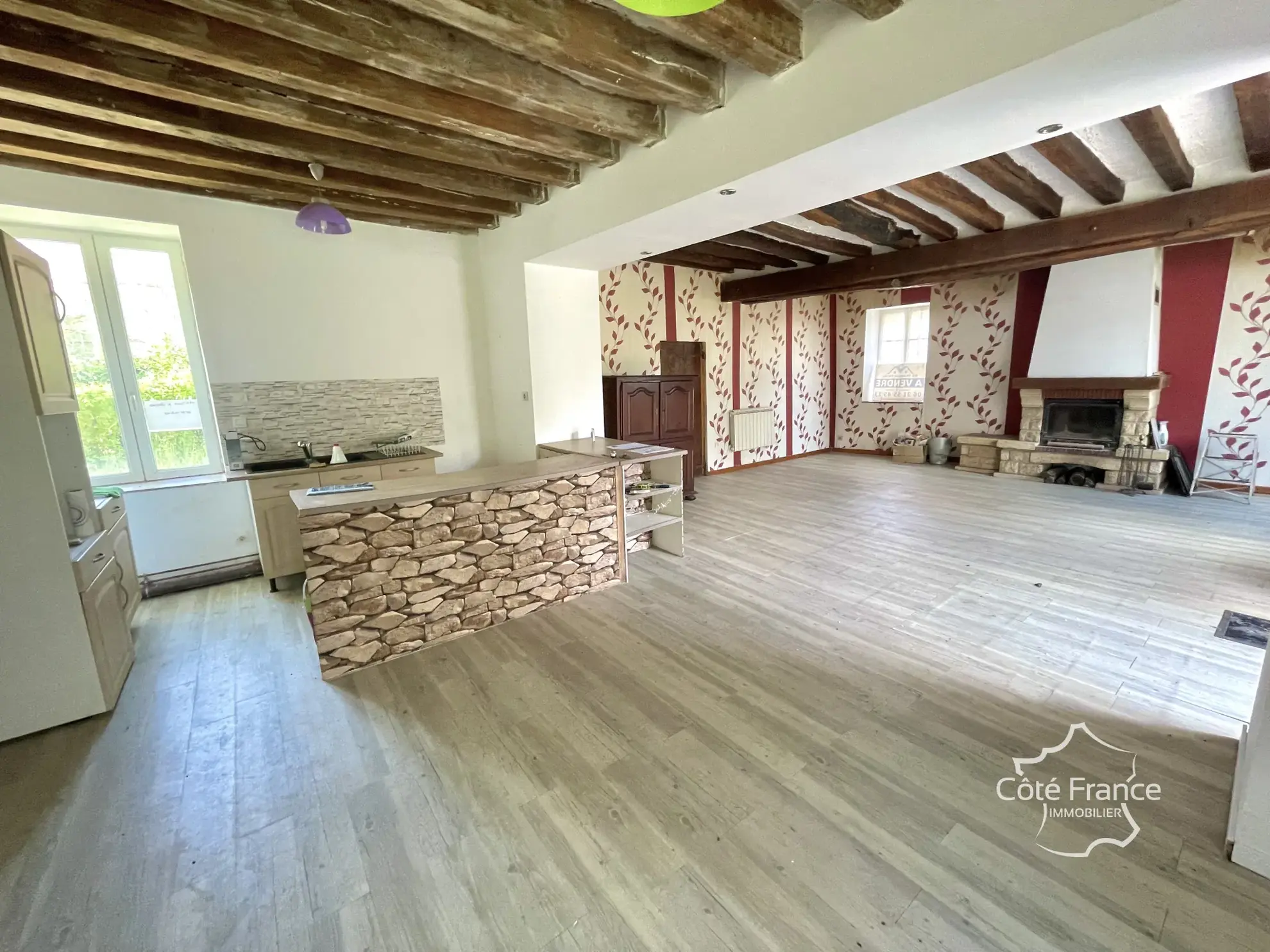 Charmante longère de 113 m² avec jardin et atelier à Courson-les-Carrières 