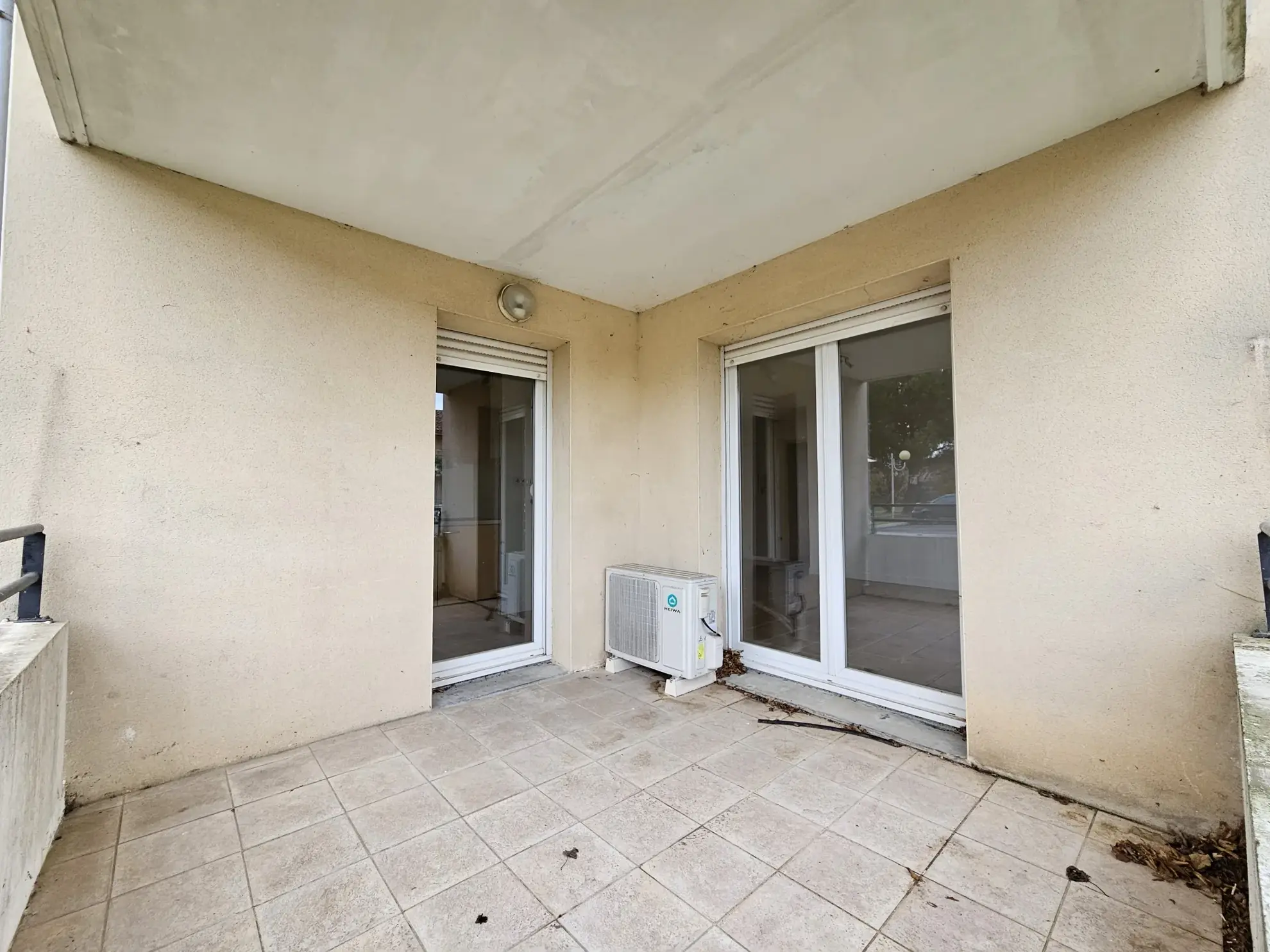 Appartement T3 en rez-de-chaussée avec balcon et parking à Carcassonne 