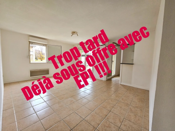 Appartement T3 en rez-de-chaussée avec balcon et parking à Carcassonne