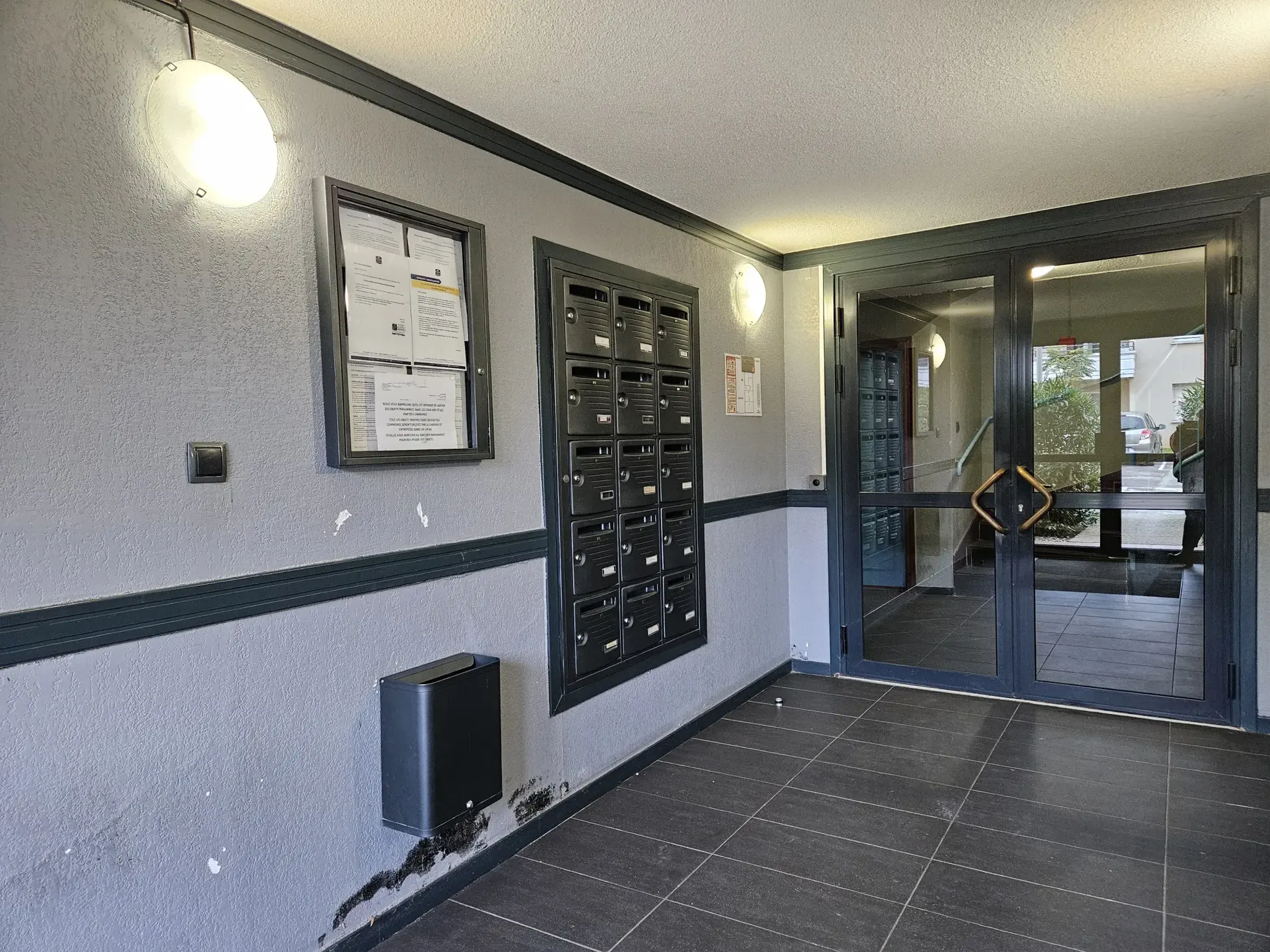 Appartement T3 en rez-de-chaussée avec balcon et parking à Carcassonne 