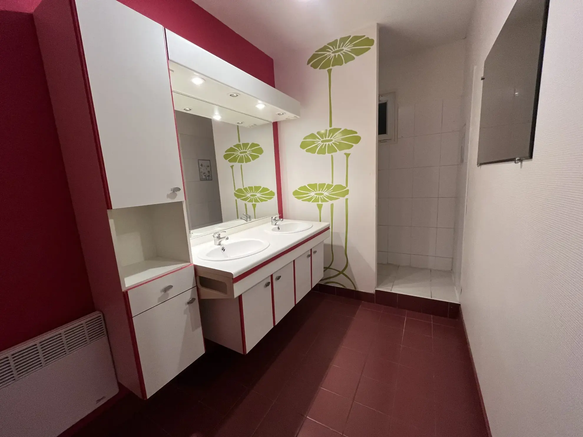 Maison 6 de 125 m² à Thouars avec jardin clos proche commerces et écoles 