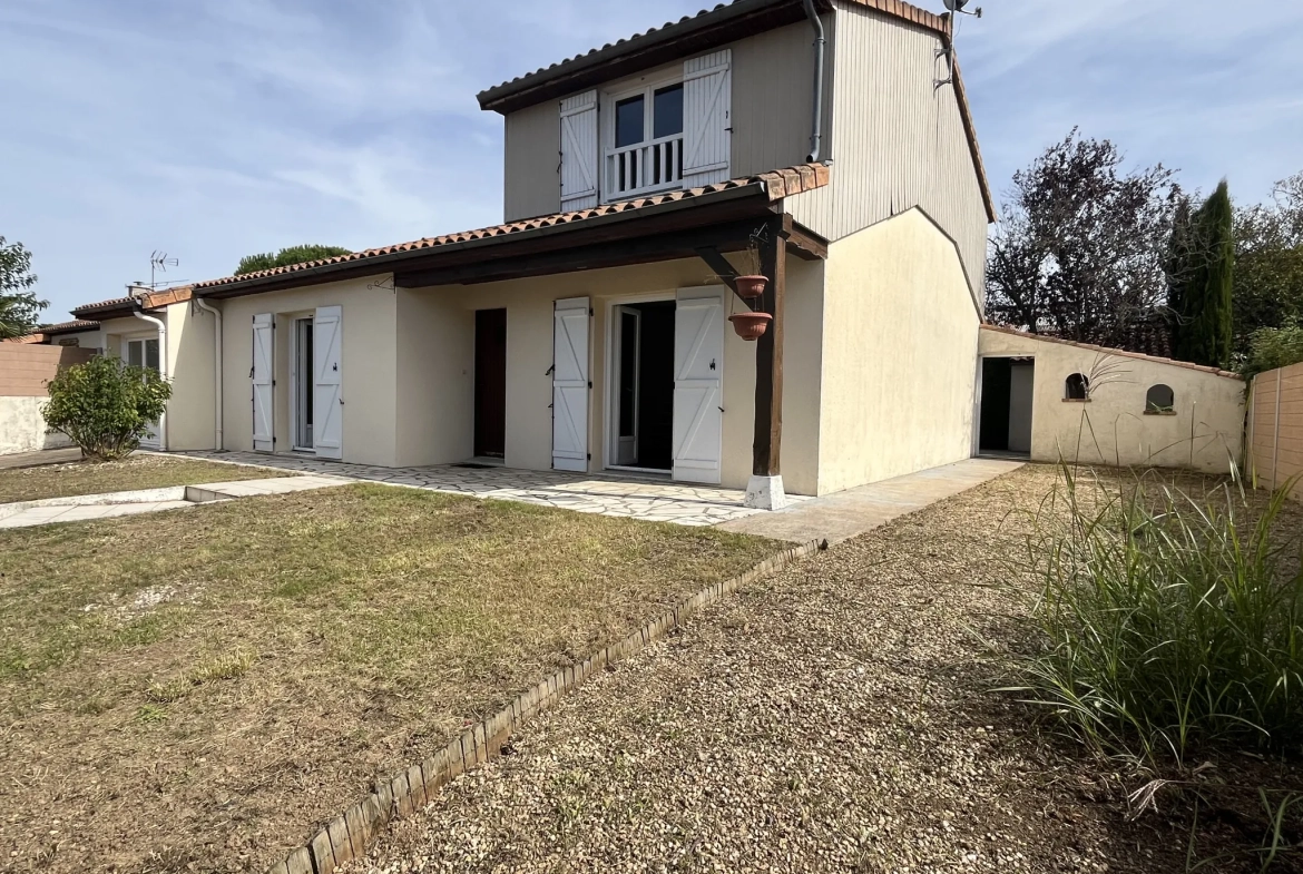 Maison 6 de 125 m² à Thouars avec jardin clos proche commerces et écoles 