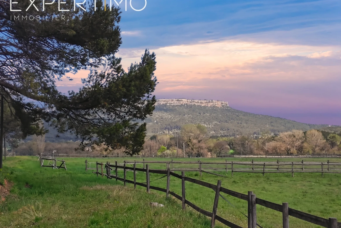 Appartement de charme au Tholonet près d'Aix-en-Provence avec vue imprenable 