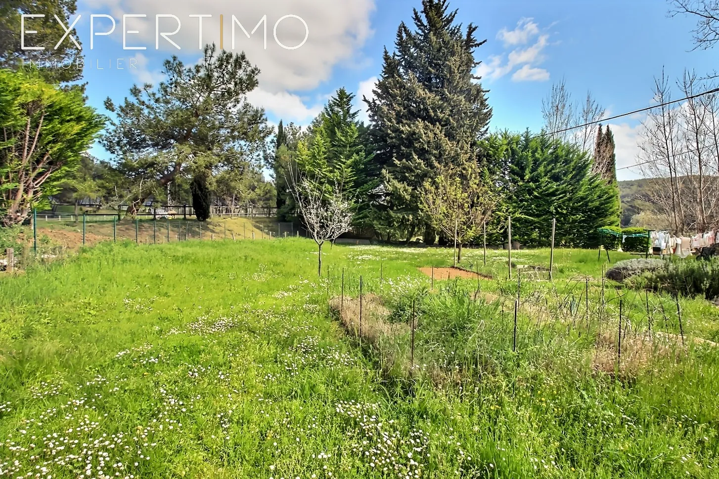 Appartement de charme au Tholonet près d'Aix-en-Provence avec vue imprenable 
