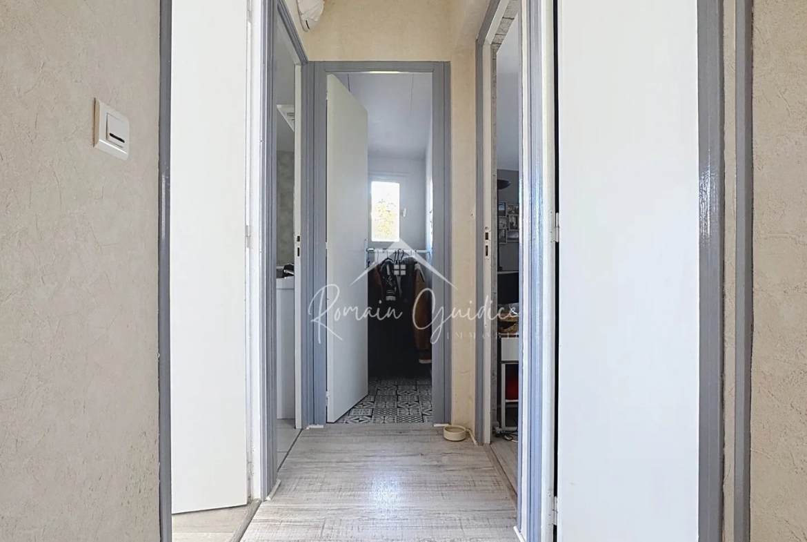 Maison familiale T5 de 102 m² à Millau, proche centre-ville 
