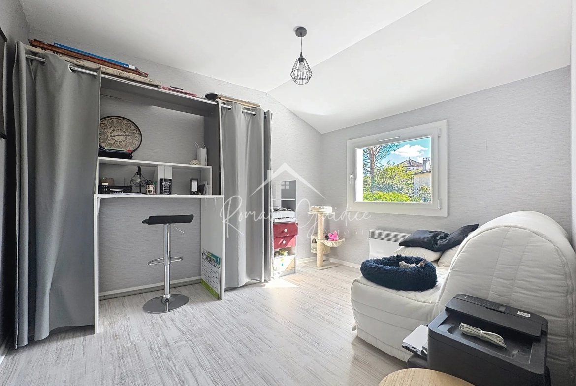 Maison familiale T5 de 102 m² à Millau, proche centre-ville 