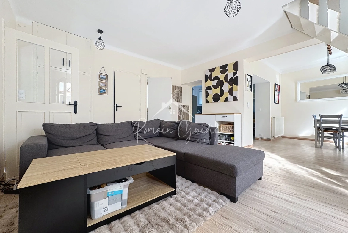 Maison familiale T5 de 102 m² à Millau, proche centre-ville 