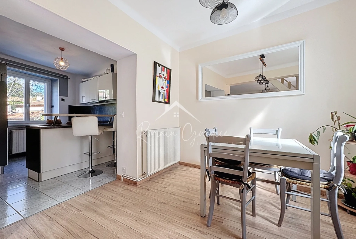 Maison familiale T5 de 102 m² à Millau, proche centre-ville 