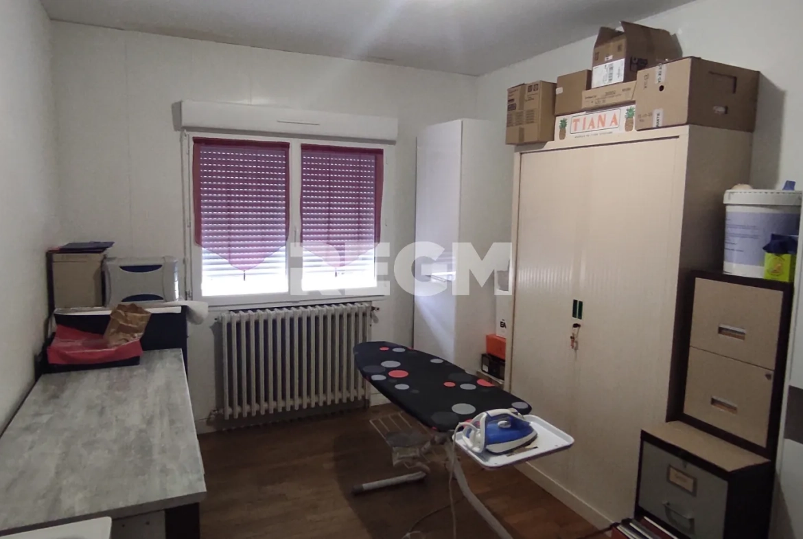 Maison 120 m² avec 4 chambres, terrasse et parking à Chasseneuil-sur-Bonnieure 
