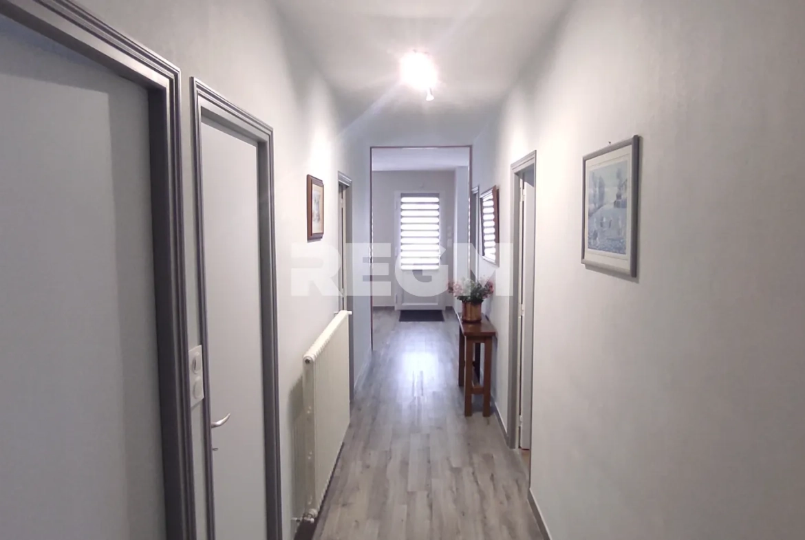 Maison 120 m² avec 4 chambres, terrasse et parking à Chasseneuil-sur-Bonnieure 