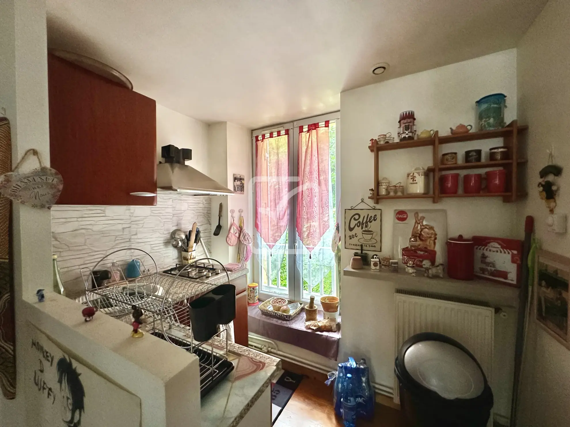 Immeuble de rapport à vendre à Sarlat, 3 appartements et local commercial loués, 273 m² 