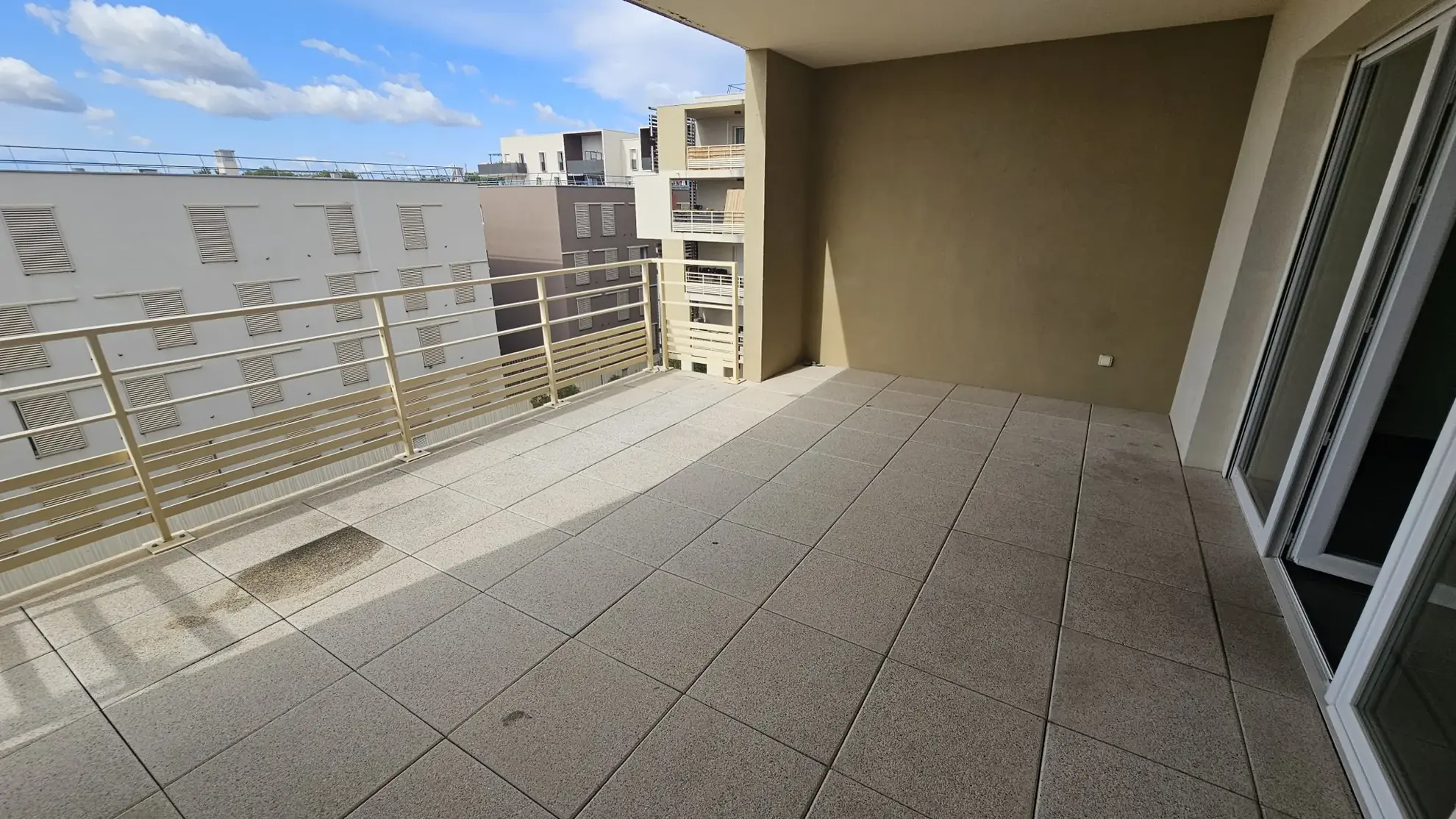 Appartement 2 chambres avec terrasse à Juvignac en vente 