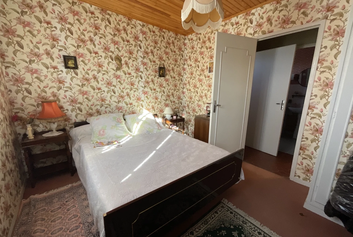 Maison 3 pièces à vendre à Porte-Des-Bonnevaux avec jardin et vue sur les montagnes 