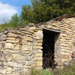 Terrain en restanques avec petit maset à Villemagne l'argentiere 34600
