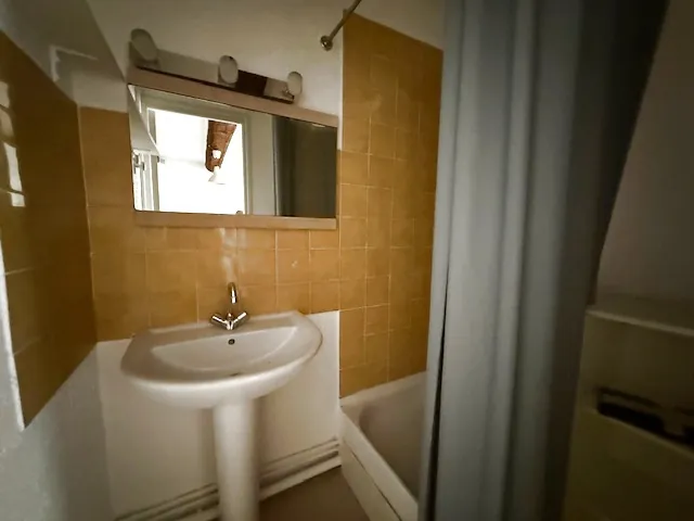 Appartement 25 m² au centre-ville de La Valette du Var – Idéal investisseur ou primo-accédant 