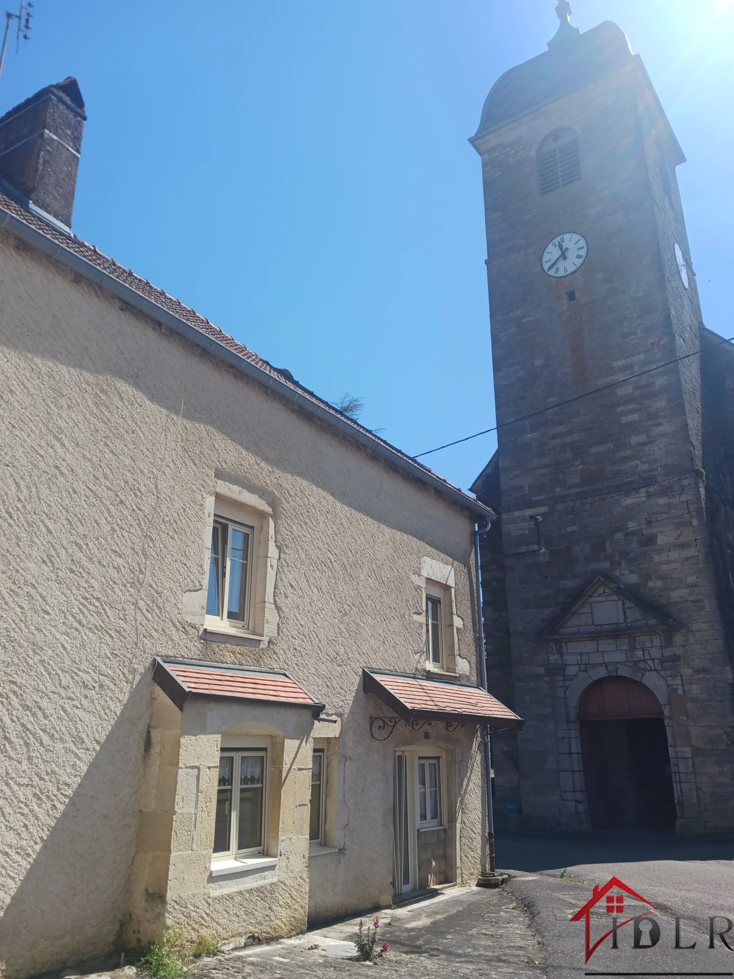 Maison de 97 m² à La-Rohe-Morey avec dépendances, calme et authentique 