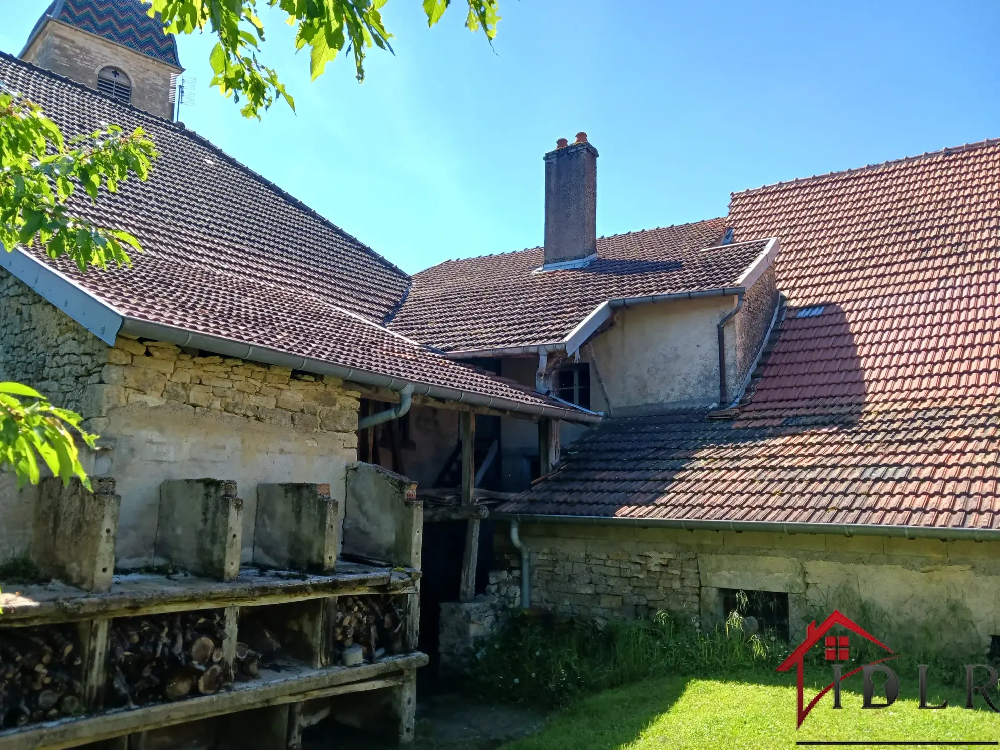 Maison de 97 m² à La-Rohe-Morey avec dépendances, calme et authentique 