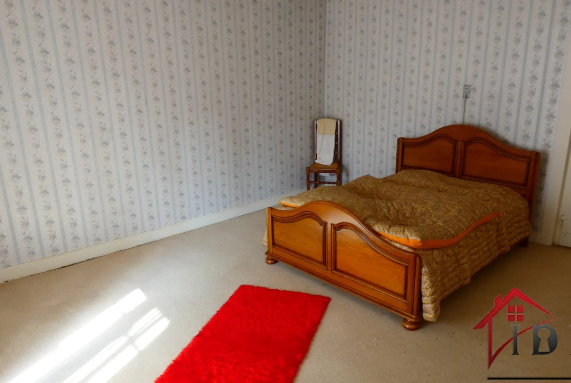 Maison de 97 m² à La-Rohe-Morey avec dépendances, calme et authentique 