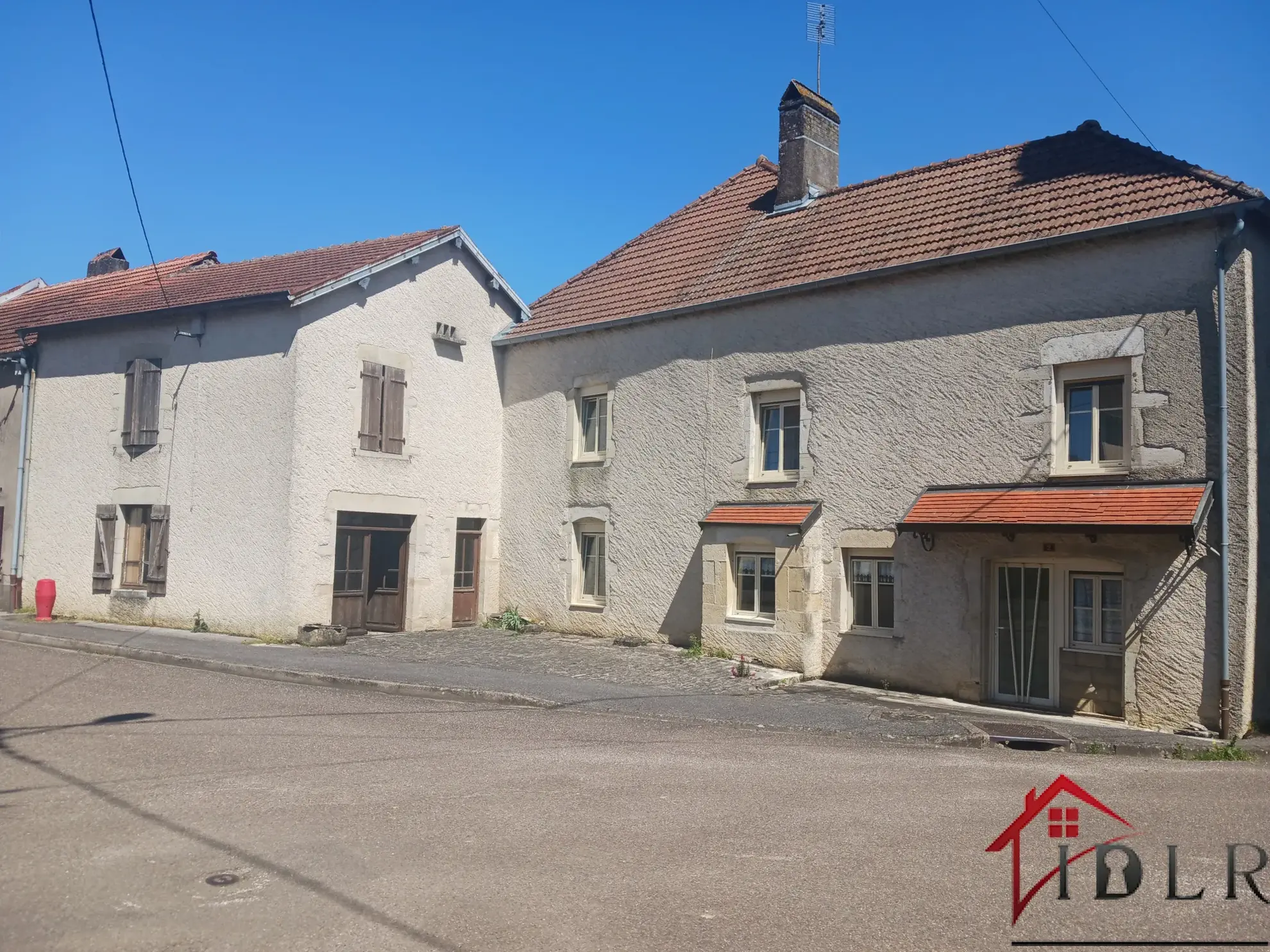 Maison de 97 m² à La-Rohe-Morey avec dépendances, calme et authentique 