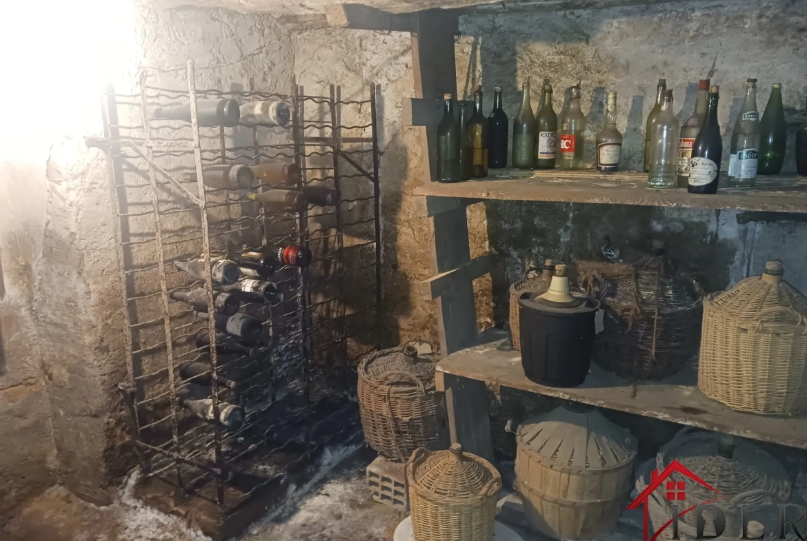Maison de 97 m² à La-Rohe-Morey avec dépendances, calme et authentique 