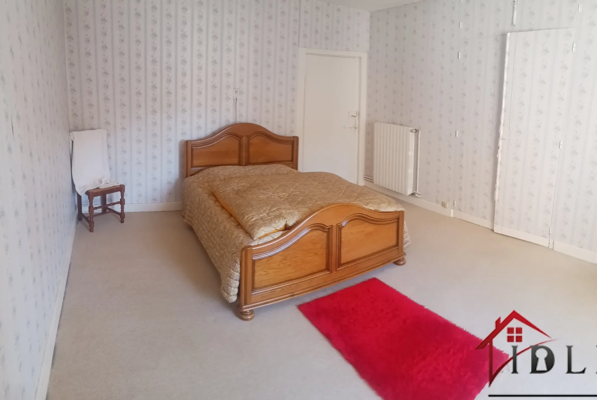Maison de 97 m² à La-Rohe-Morey avec dépendances, calme et authentique 