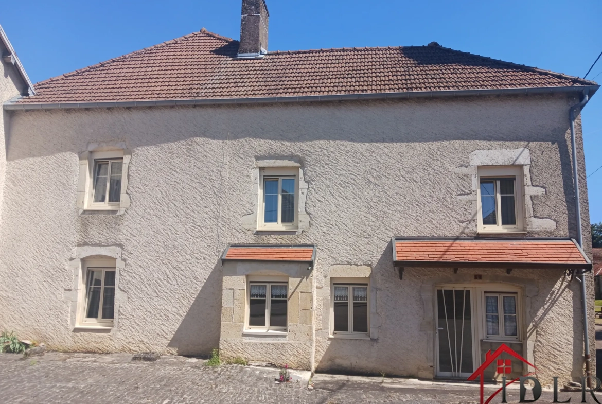 Maison de 97 m² à La-Rohe-Morey avec dépendances, calme et authentique 
