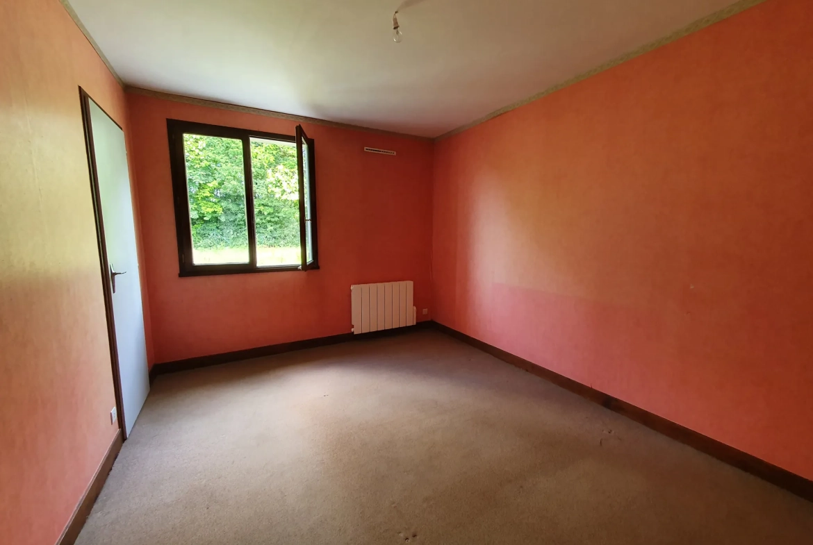Maison de plain-pied avec 3 chambres et jardin à Lavausseau 