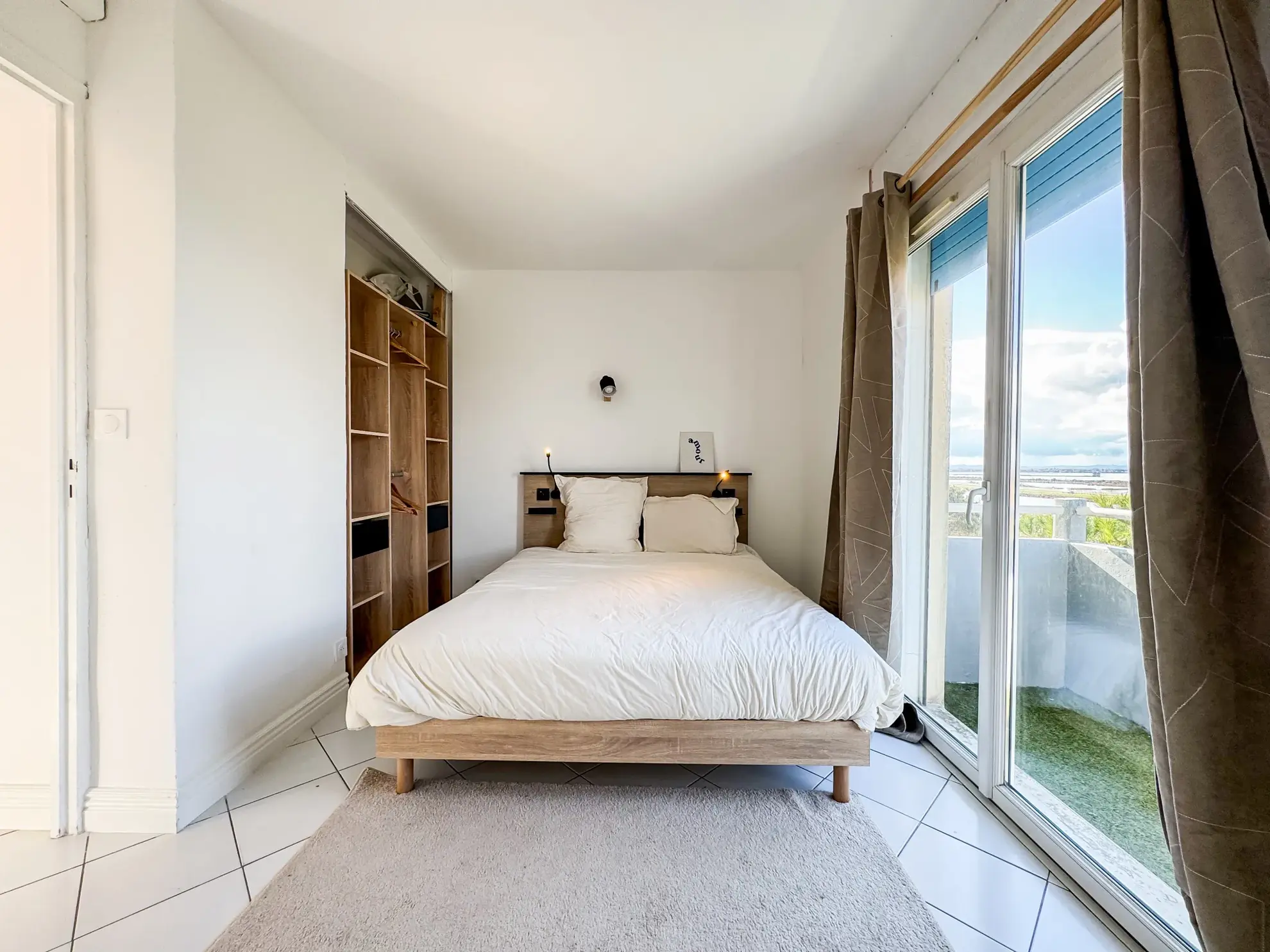 Appartement traversant avec double terrasse vue mer à Carnon Plage 34m² 
