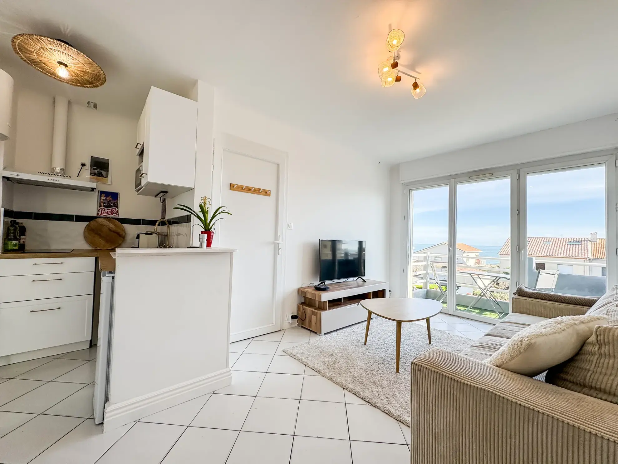 Appartement traversant avec double terrasse vue mer à Carnon Plage 34m² 