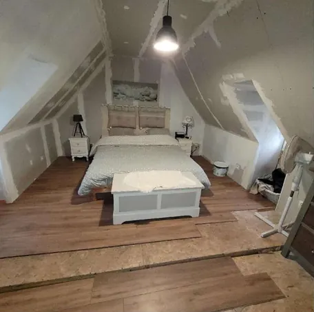 Maison F2 à vendre à Saint-Arnoult – Opportunité aux enchères à partir de 36 000 € 