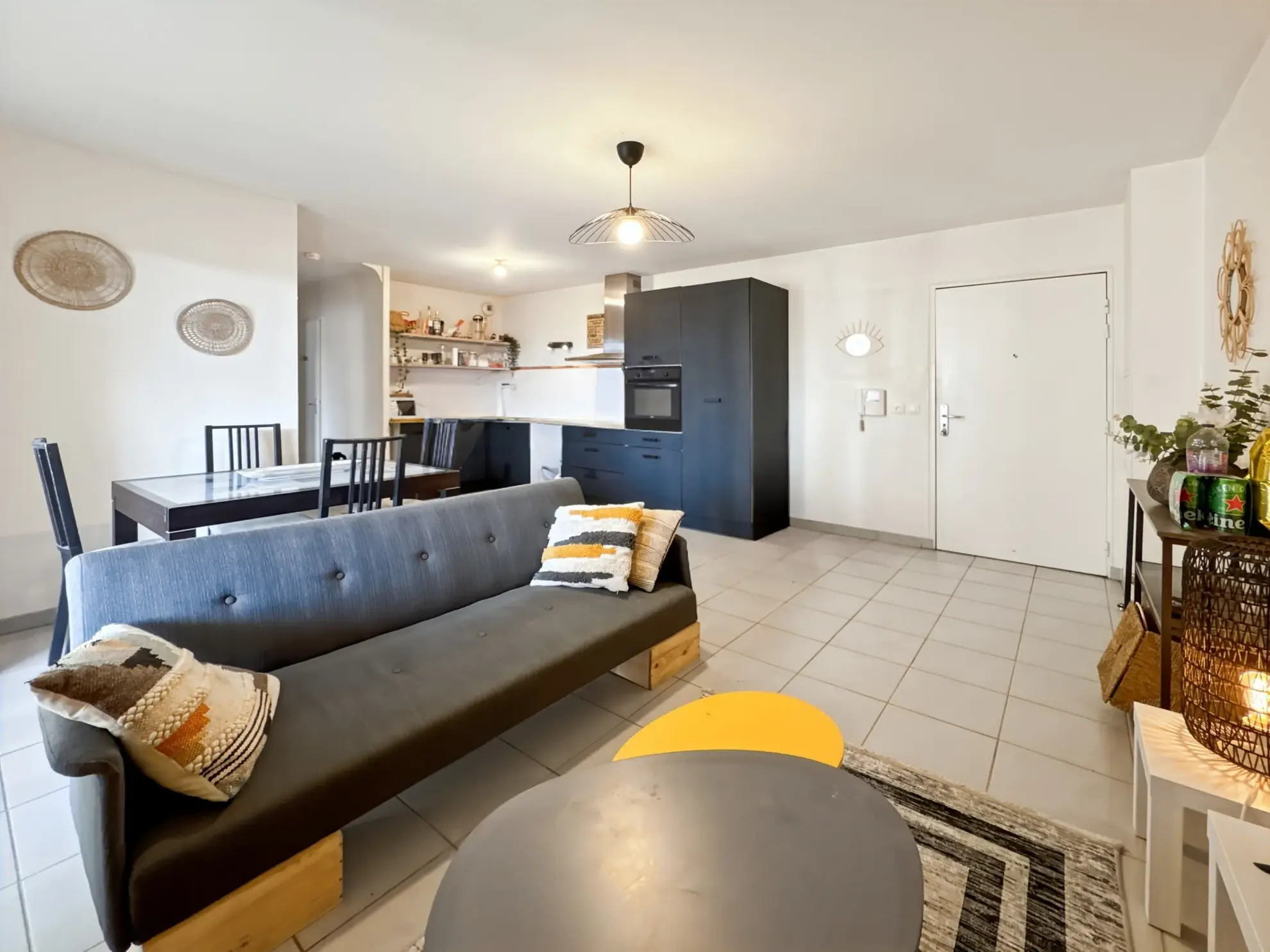 Appartement T3 lumineux avec grande terrasse à La Capelette, Marseille 