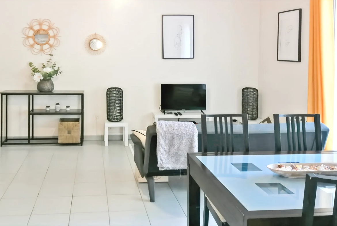 Appartement T3 lumineux avec grande terrasse à La Capelette, Marseille 
