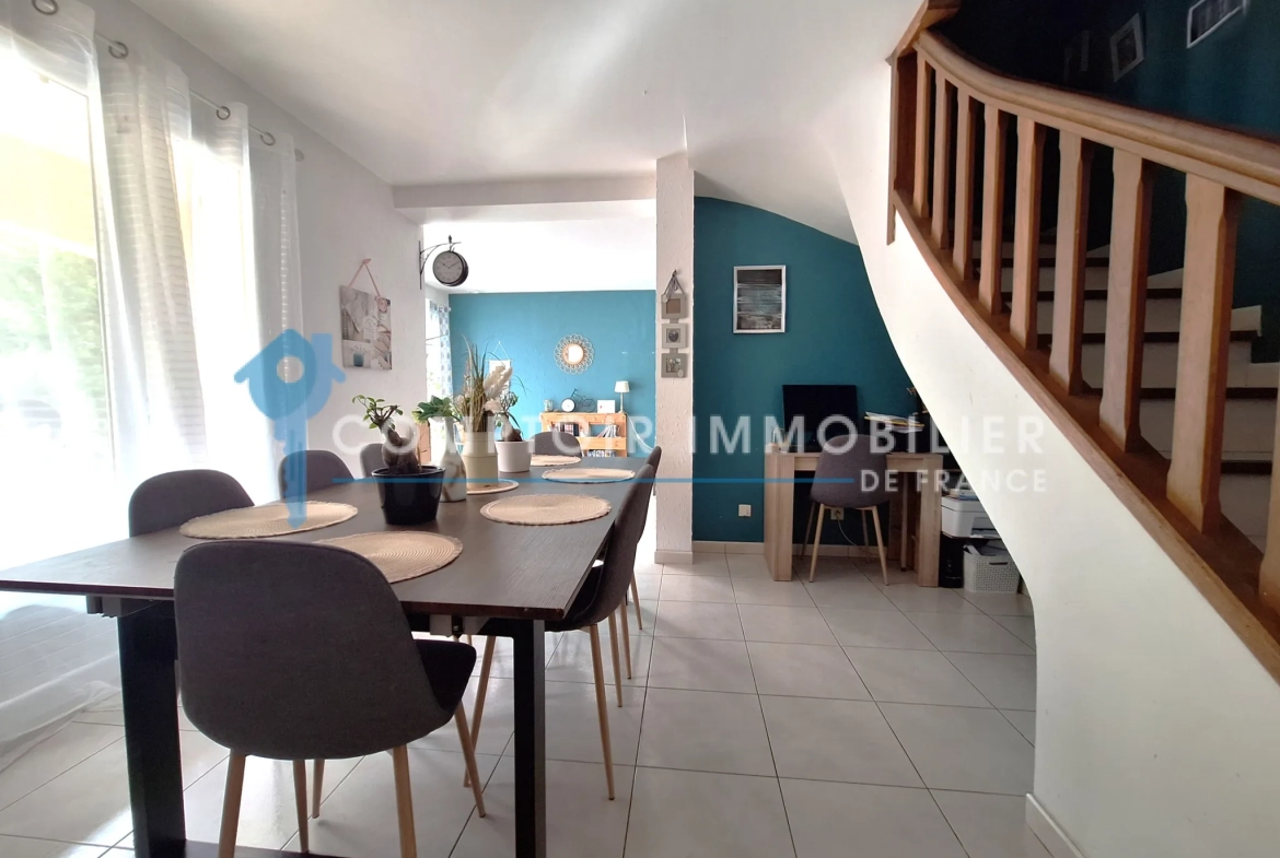Villa de 121m² avec jardin, terrasses et dépendance à Saint-Germain-Des-Prés 