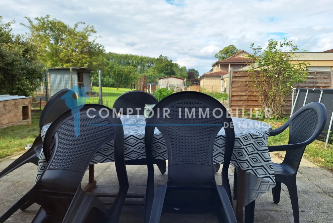 Villa de 121m² avec jardin, terrasses et dépendance à Saint-Germain-Des-Prés 