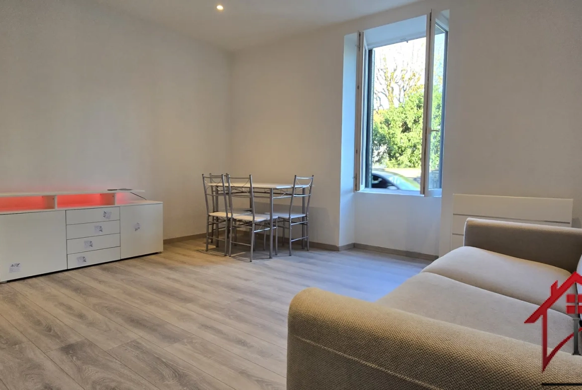 Studio meublé rénové de 28 m² à Besançon – Quartier Chaprais 
