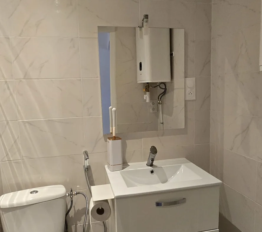 Studio meublé rénové de 28 m² à Besançon – Quartier Chaprais 